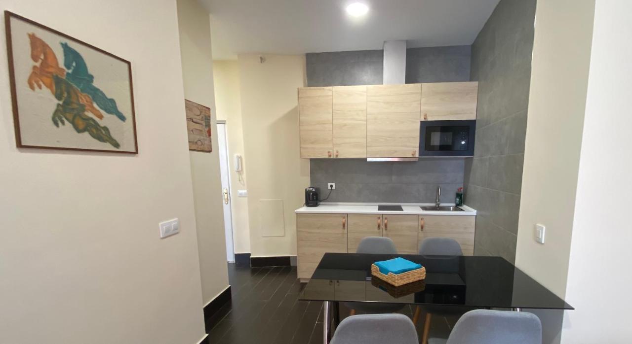 Apartamento Aym Places Maestranza Sevilla Exterior foto