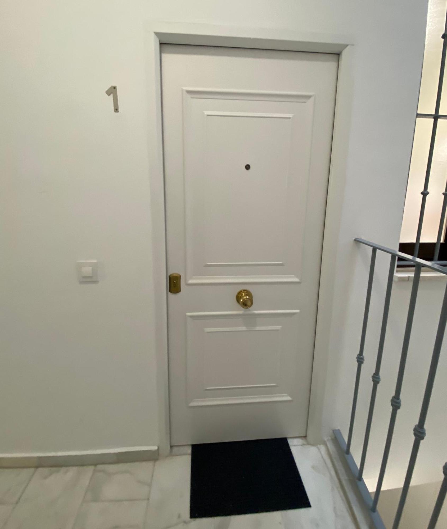 Apartamento Aym Places Maestranza Sevilla Habitación foto
